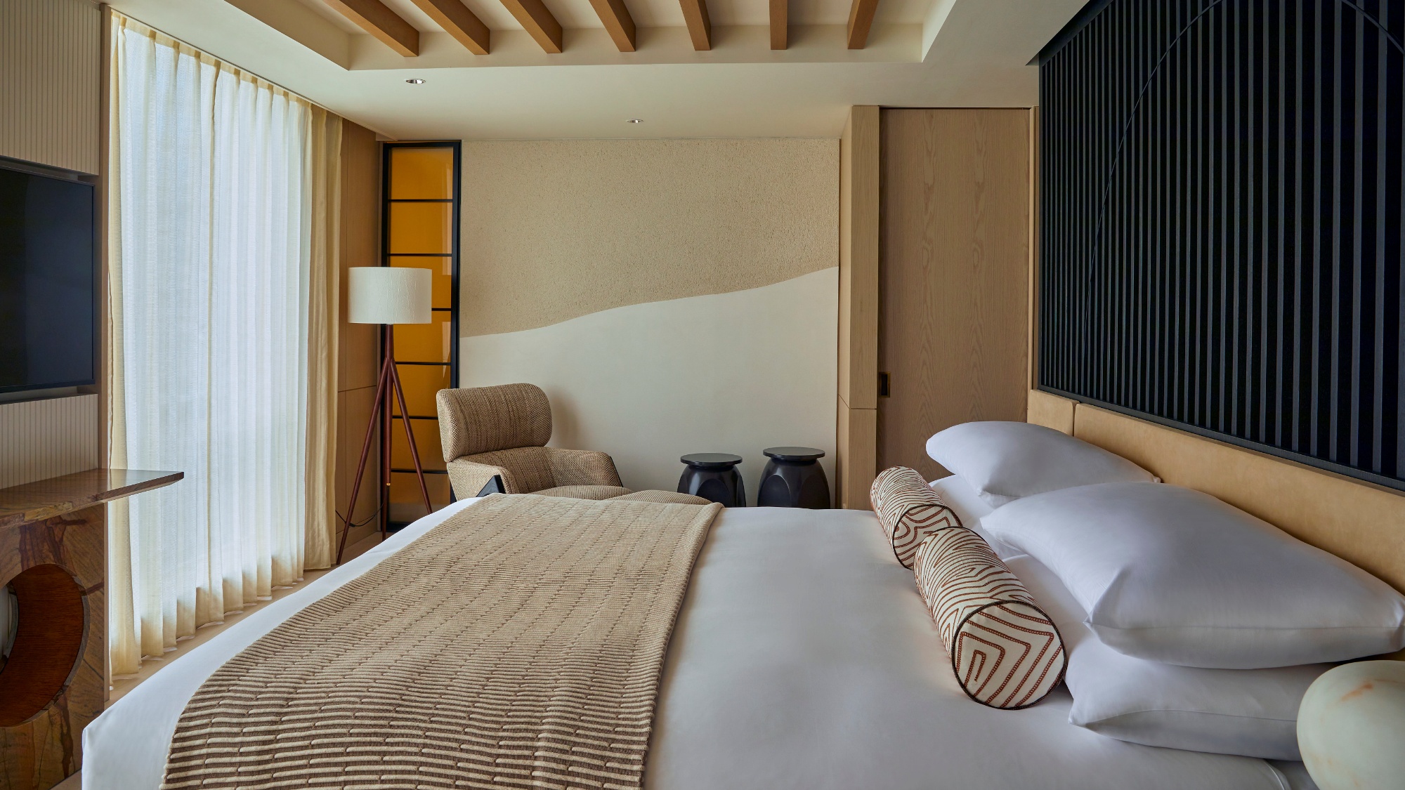 キンプトン新宿東京 by IHG